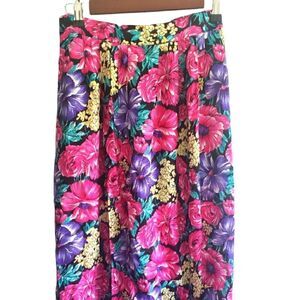 Laura Jean Vintage Pink and Black Boho Floral Skirt